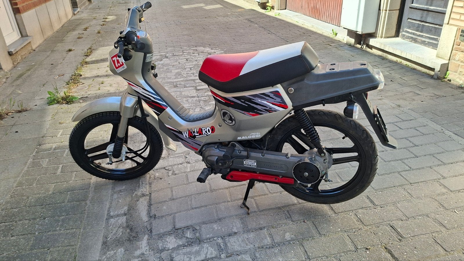 Honda wallaroo deluxe, Vélos & Vélomoteurs