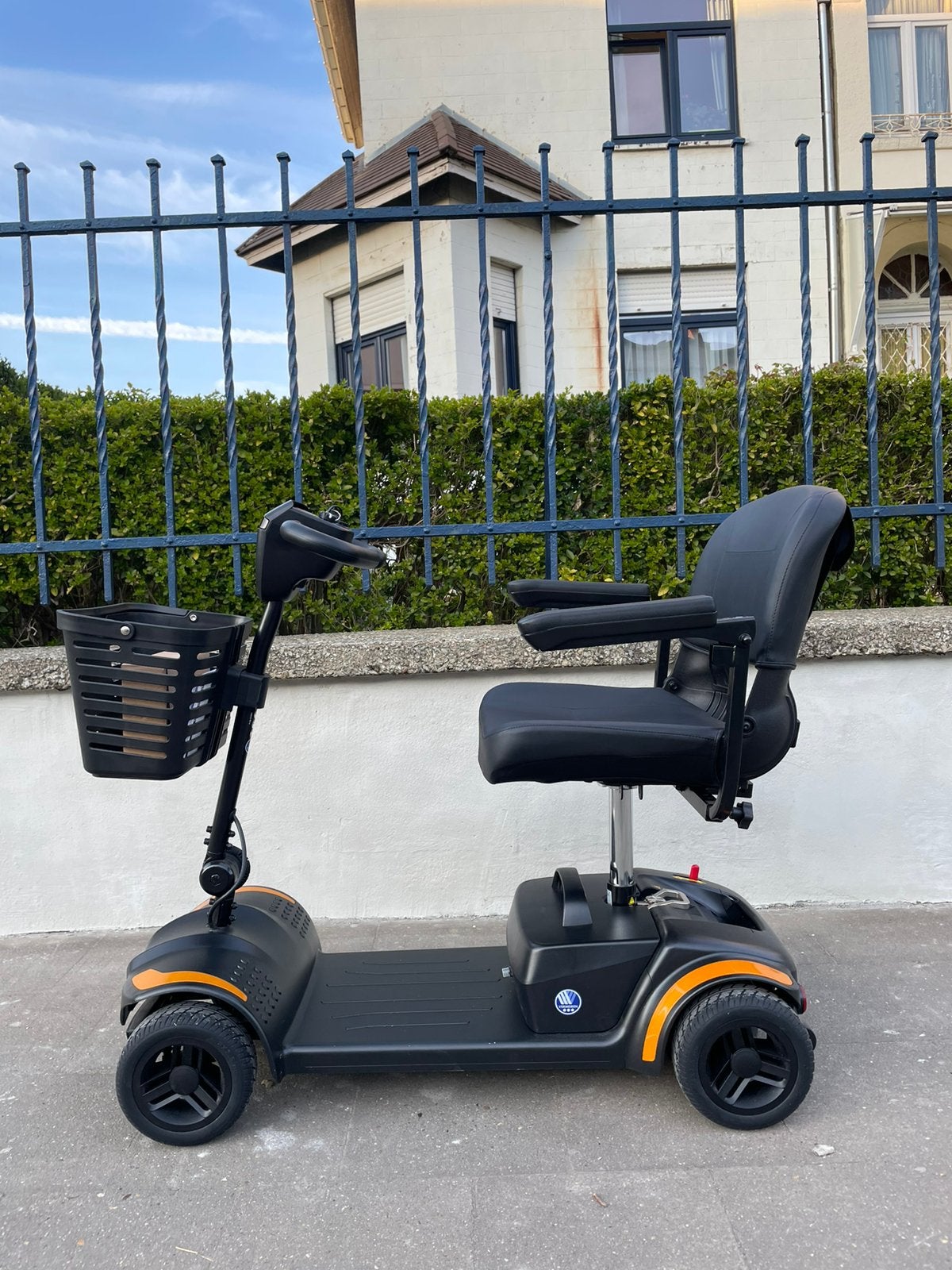 Scootmobiel Vermeiren One scooter électrique demontable, Enlèvement ou Envoi, Pliant, Comme neuf, Fauteuil roulant électrique