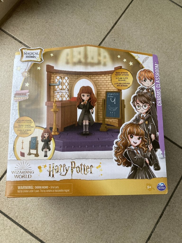 Harry Potter Wizarding World - Charms Classroom - Hermelien, Enlèvement ou Envoi, Neuf