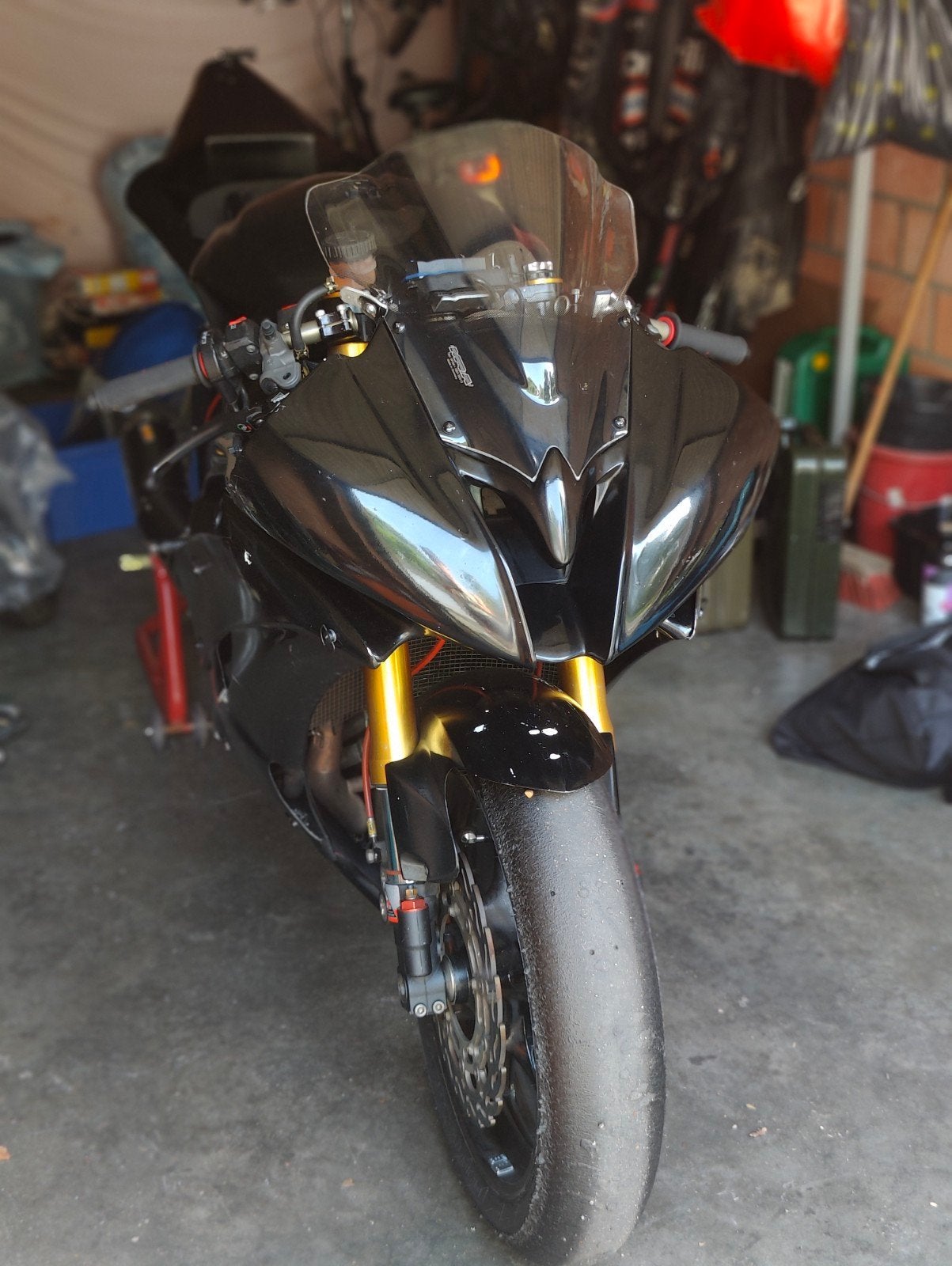 Circuit Yamaha R6, Particulier