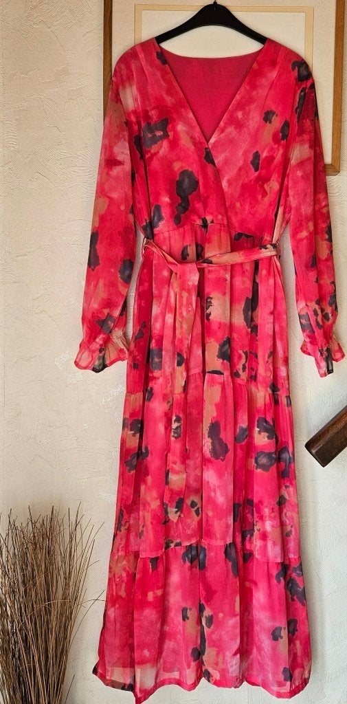 Robe longue rose fuchsia cérémonie fête taille 44/46, Vêtements | Femmes, Taille 42/44 (L), Enlèvement ou Envoi, Rose, Robe de cocktail