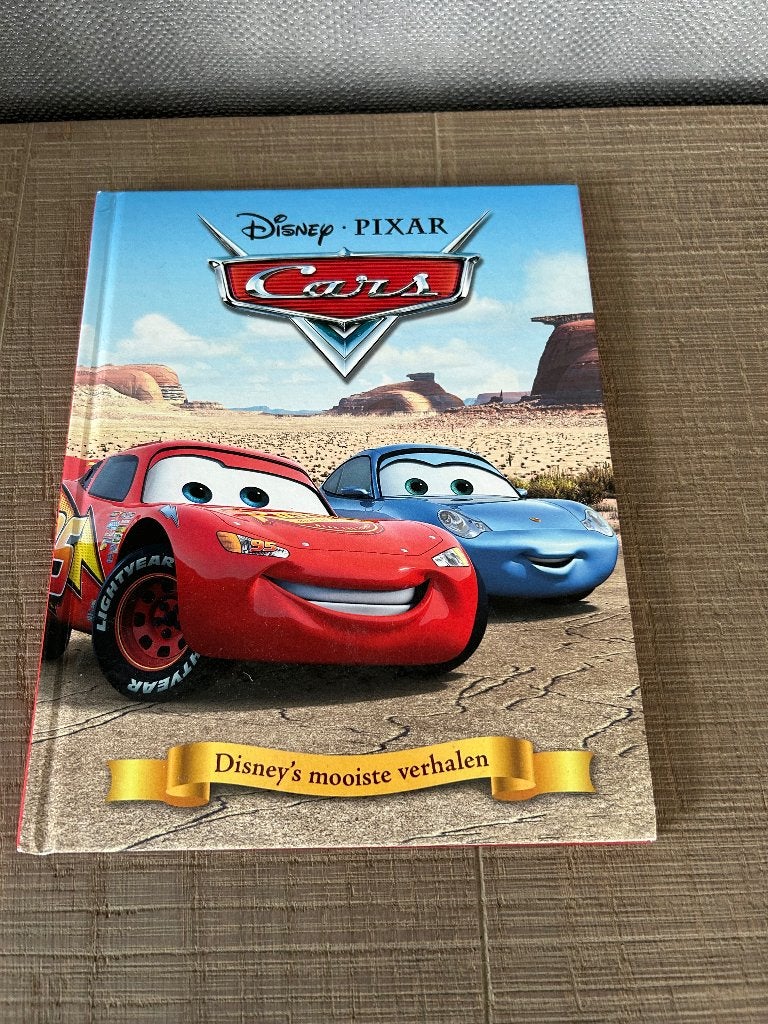 Boekje Disney Pixar Cars, Ophalen of Verzenden, Zo goed als nieuw