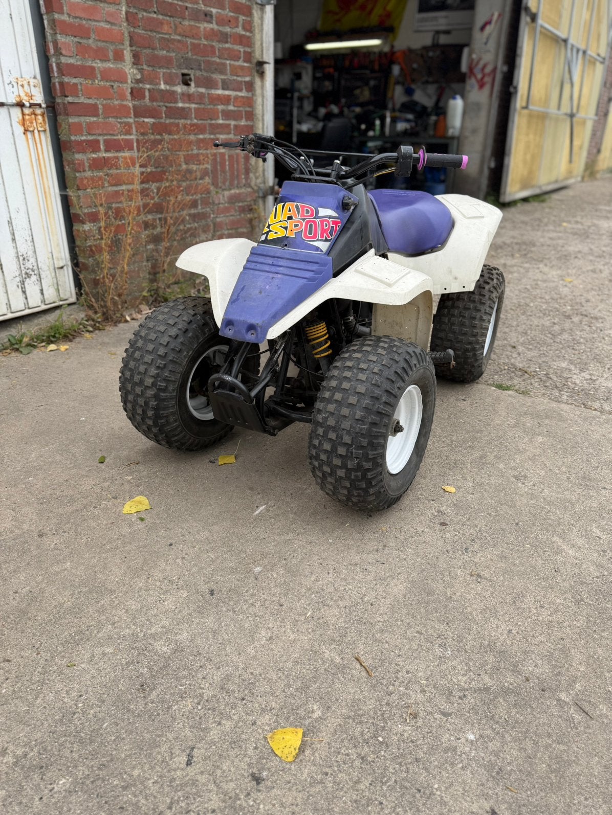 Lot de 3 Suzuki lt80, Motos