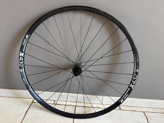 Handgespaakt achterwiel Dt Swiss 240s / X432 te koop, Fietsen en Brommers, Wiel, Ophalen of Verzenden, Zo goed als nieuw, Aluminium