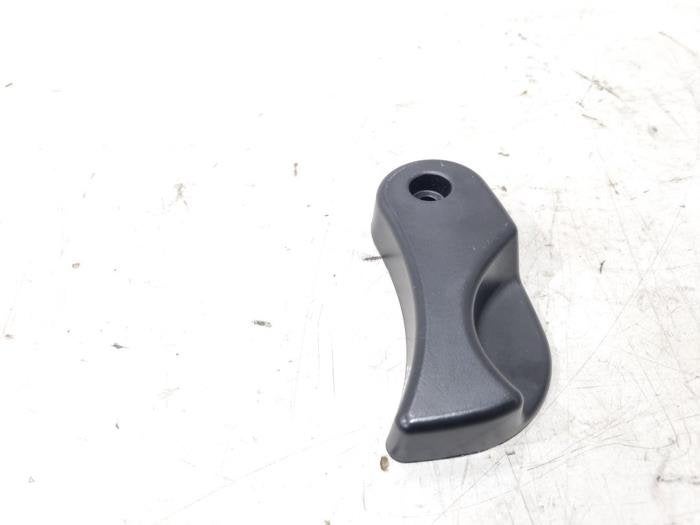 Motorkap hendel van een BMW 1-Serie, Gebruikt, -, -, Ophalen of Verzenden
