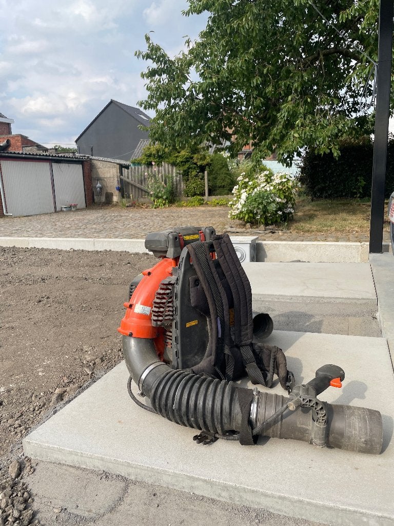 Husqvarna 580BTS Ruggedragen Bladblazer, Tuin en Terras, Bladblazers, Ophalen, Benzine, Gebruikt, Ruggedragen