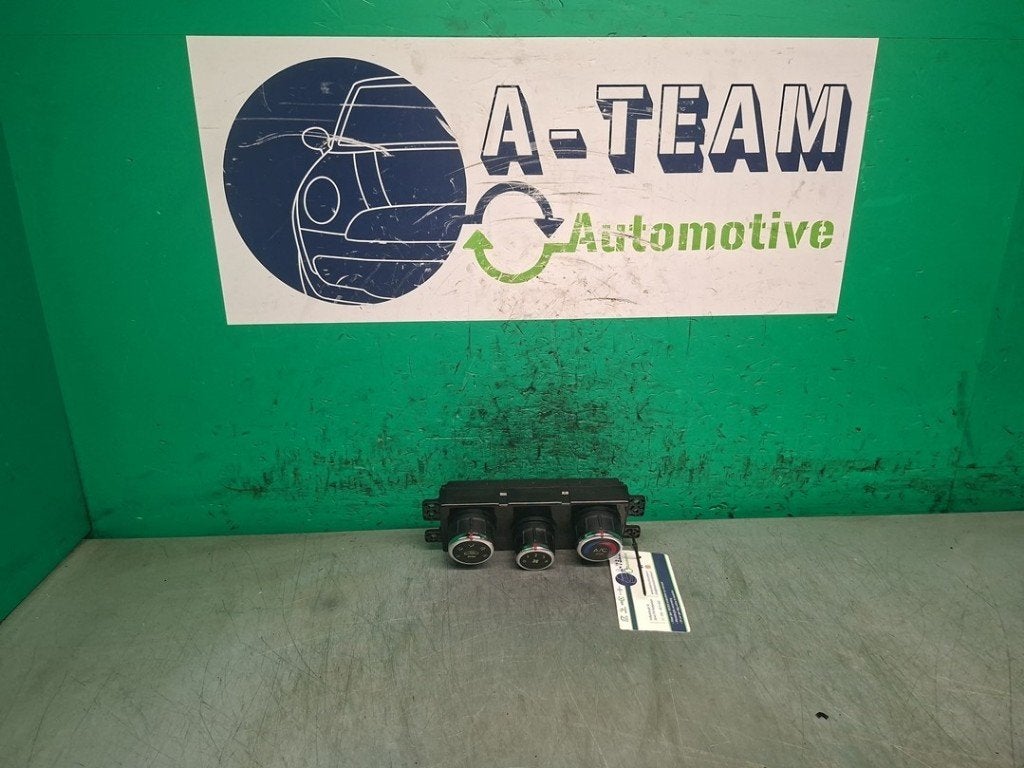 PANNEAU DE COMMANDE CHAUFFAGE CLIMATISATION Tucson (JM), Hyundai Motor Deutschland GmbH, Kaiserleipromenade 5
63067  Offenbach am Main, DE