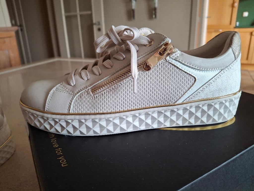 Sneakers, Wit, Marco Tozzi, Nieuw, Ophalen of Verzenden