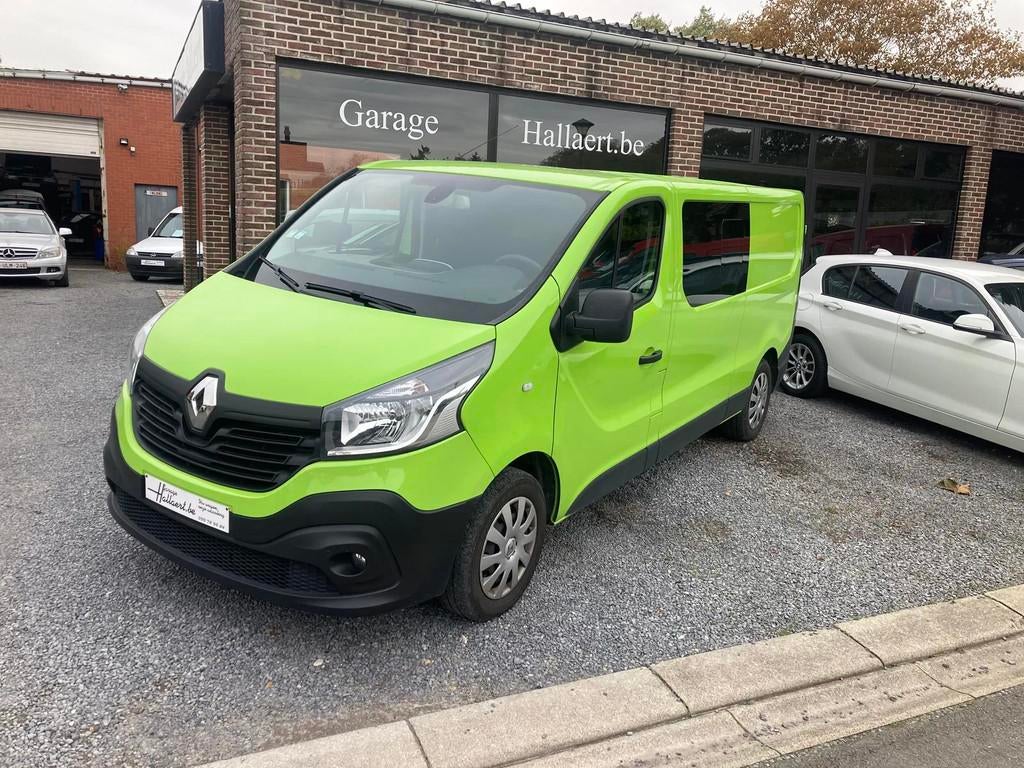 Renault Trafic Lichte vracht 2 jaar garantie (bj 2019), Auto's, 4 deurs, 4 cilinders, 89 kW, Bedrijf