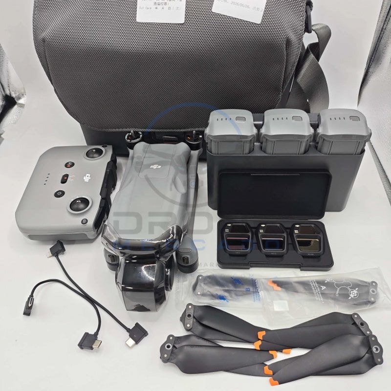 DJI Air 3S Fly More Combo Enhanced 99% Neuf, TV, Hi-fi & Vidéo, Drones, Comme neuf, Drone avec caméra, Qualité supérieure, DJI