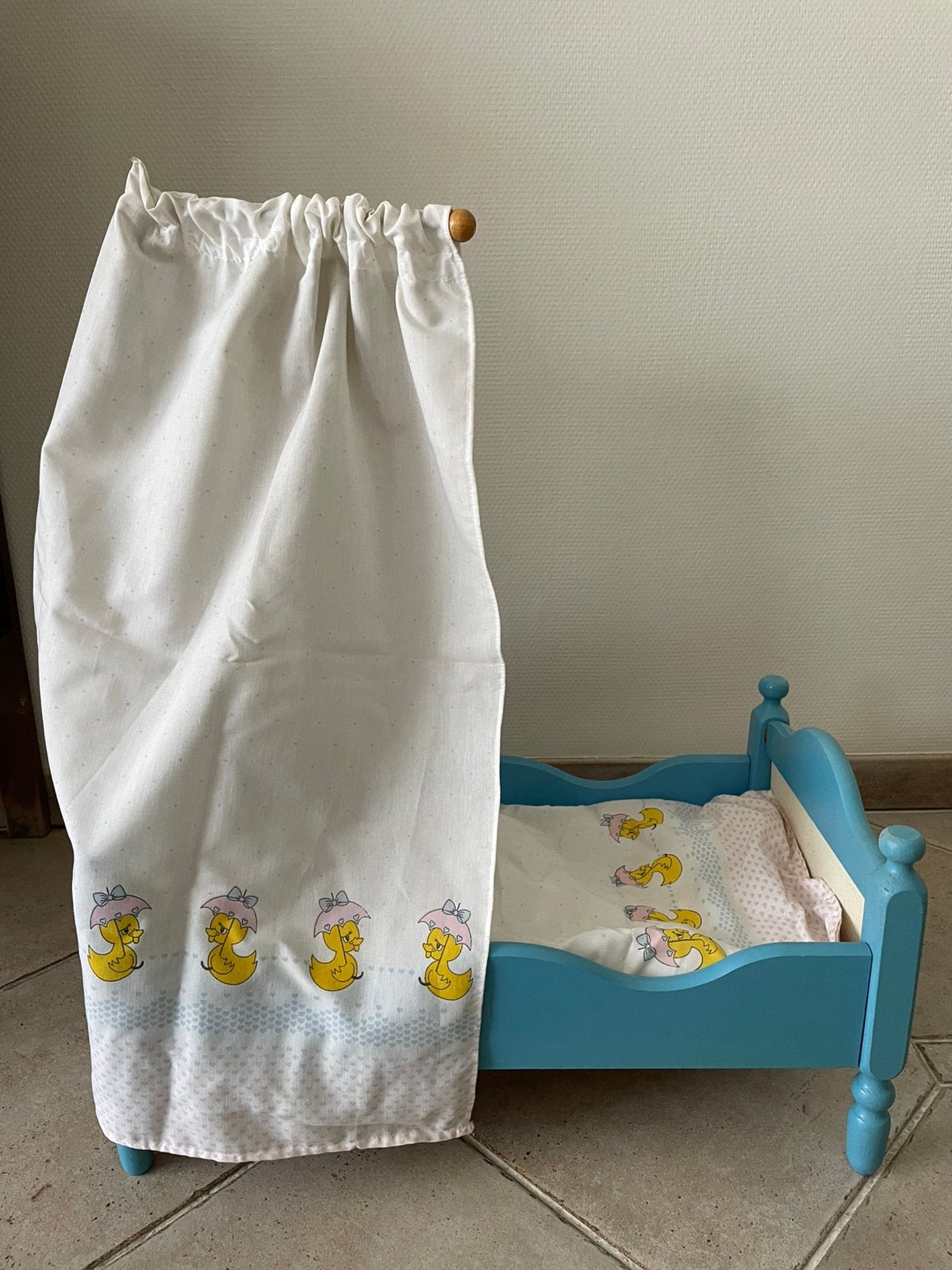 Poppenbedje GRATIS, Kinderen en Baby's, Speelgoed | Poppen, Ophalen, Gebruikt