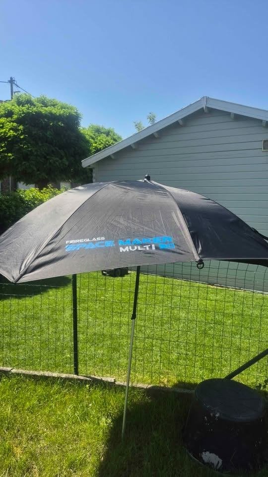 TE KOOP PRESTON FIBERGLAS SPACE MAKER 50' PARAPLU, Ophalen, Zo goed als nieuw, Kleding