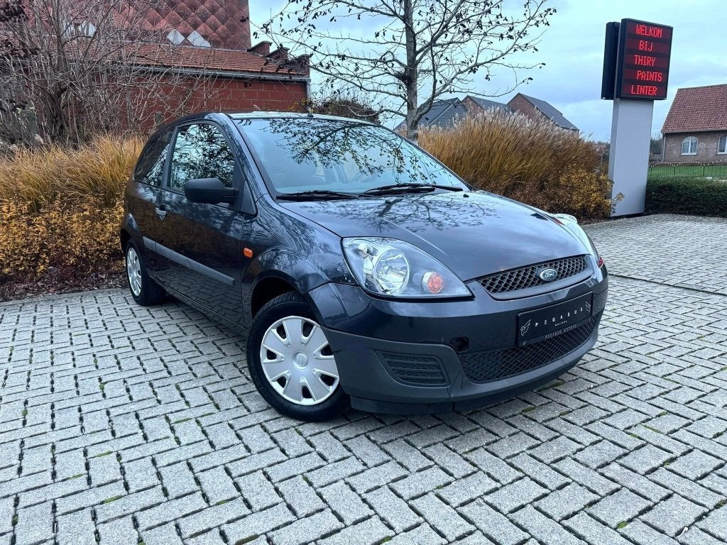 Ford Fiesta 1.3i - 2007/191.000km/Benzine - Gekeurd, Auto's, Ford, Stof, Blauw, Bedrijf, Grijs