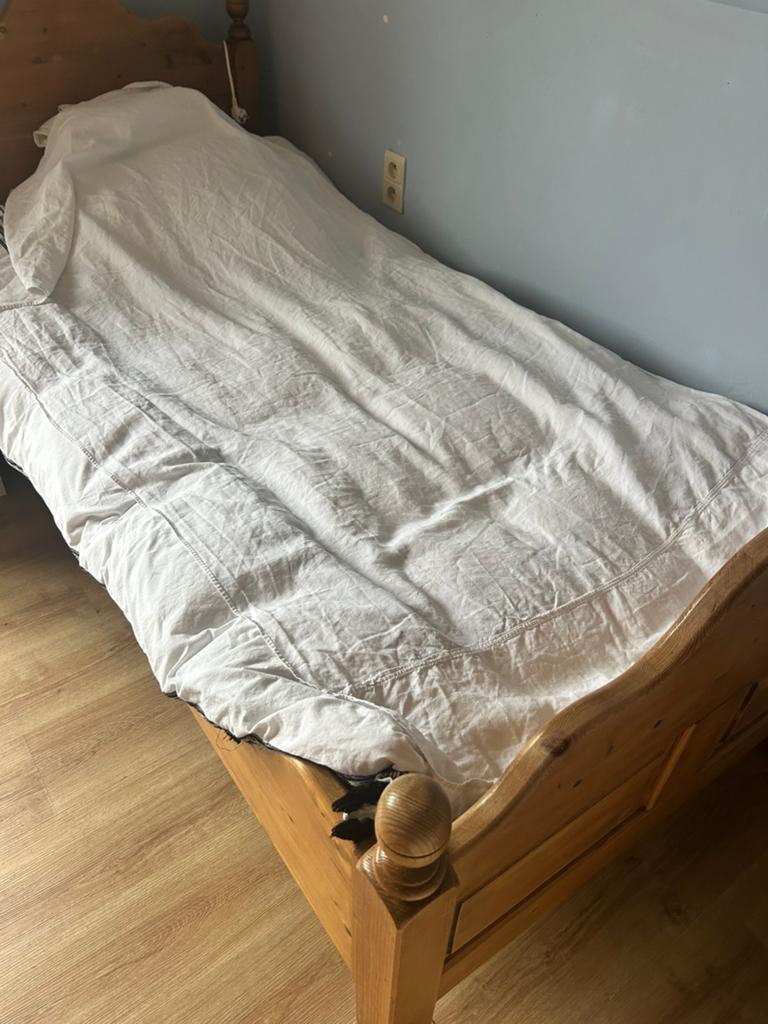 Bed, Huis en Inrichting, Ophalen, Zo goed als nieuw