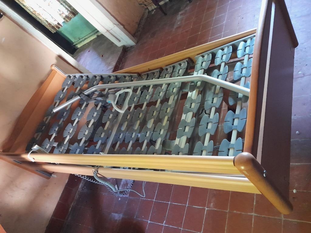 ziekenhuisbed met matras (0475/35.35.70), Ophalen, Gebruikt, Eenpersoons, Verstelbaar