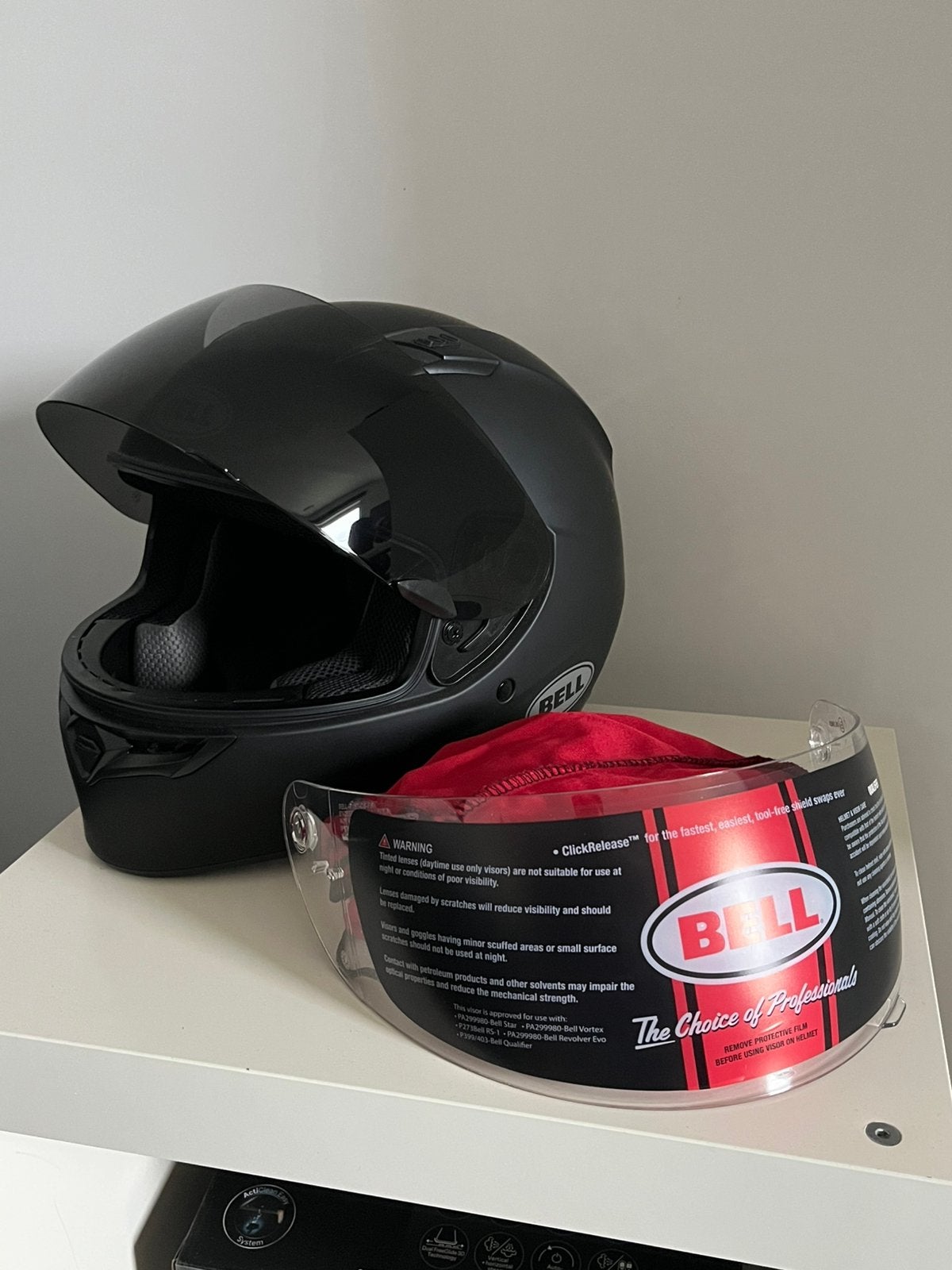 Bell motorhelm/matzwart/L-maat/getint vizier, Ophalen, L, Integraalhelm