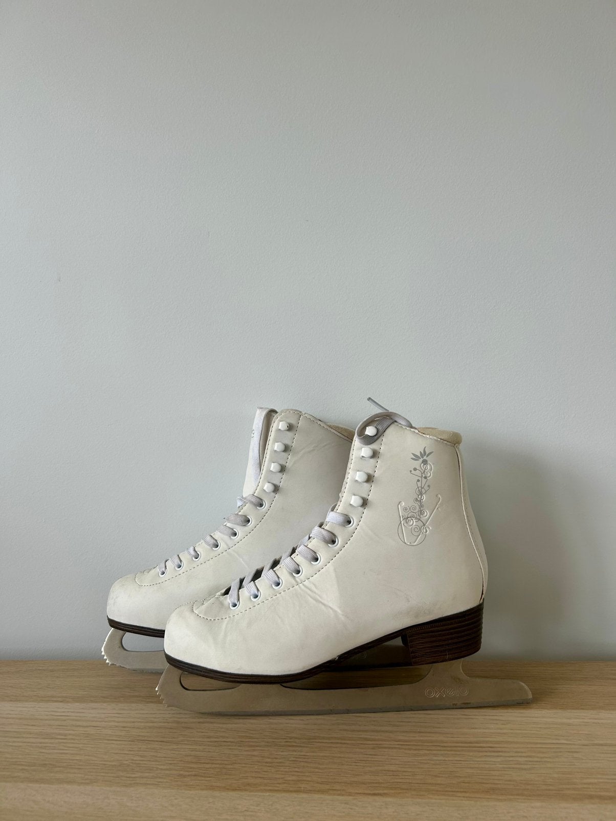 Witte kunstschaatsen Oxelo, Sports & Fitness, Patinage, Enlèvement, Utilisé, Patinage artistique
