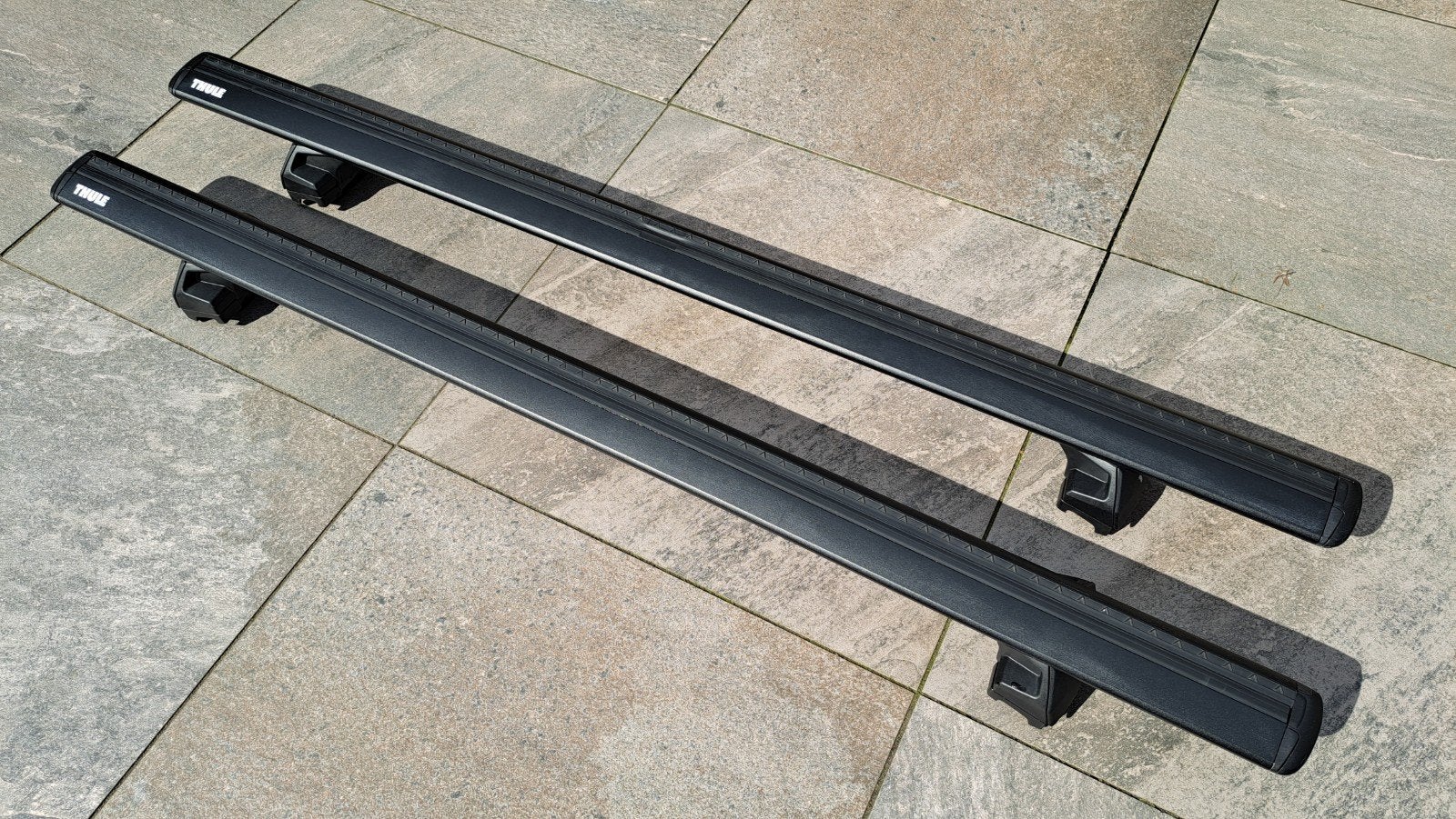Thule Wingbar Evo black + Flush Rail voeten - Ford Kuga '20>, Enlèvement, Comme neuf