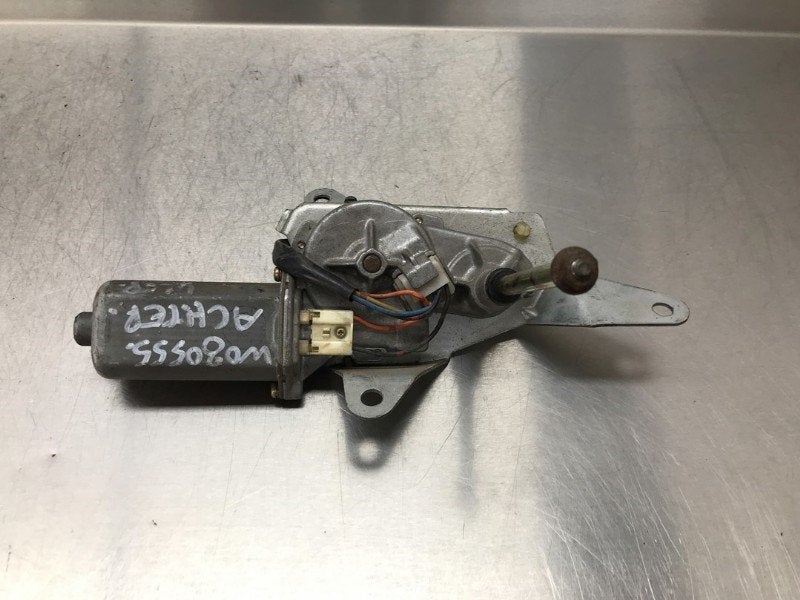 MOTEUR ESSUIE-GLACE ARRIÈRE Suzuki Baleno (GC / GD), Utilisé, Suzuki