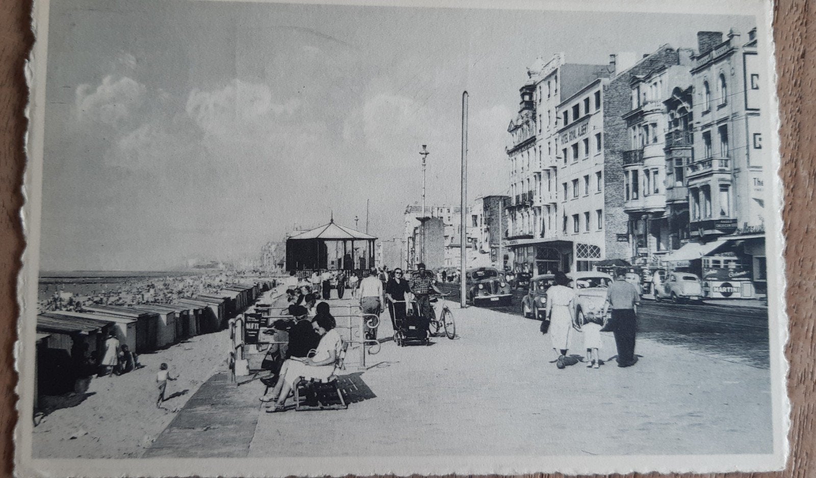 OSTENDE MARIAKERKE le jour de ZEEDIJK, Collections, Enlèvement ou Envoi