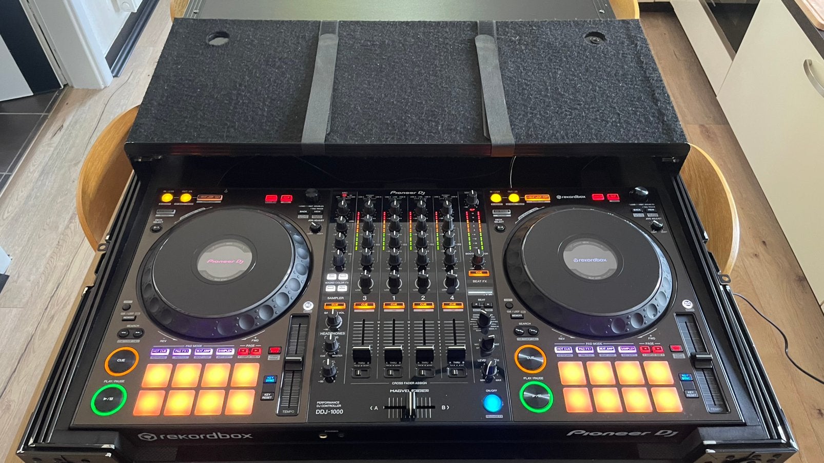 DDJ-1000 Rekordbox + Zomo flightcase, Muziek en Instrumenten, Dj-sets en Draaitafels, Ophalen, Zo goed als nieuw, Draaitafel, Pioneer
