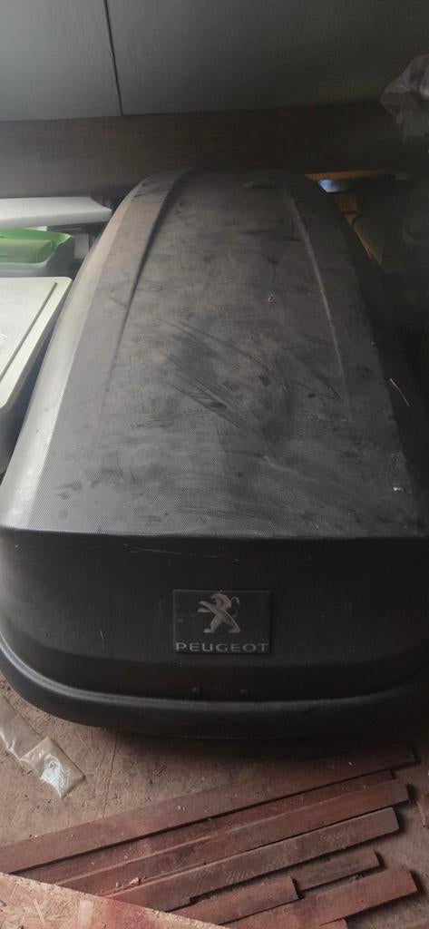 Coffre de toit Peugeot et porte-bagages associés., Autos : Divers, Coffres de toit, Enlèvement