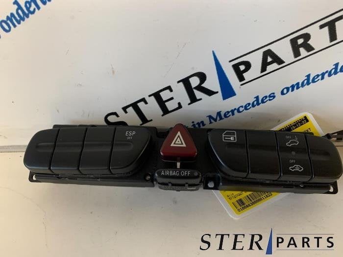 Paniekverlichtings Schakelaar van een Mercedes C-Klasse, Gebruikt, -, Ophalen of Verzenden, -