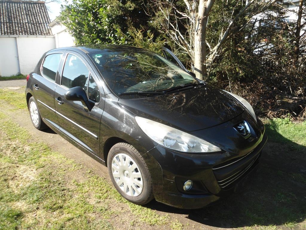 Peugeot 207 Diesel : 1e Eigenaar 266.000km, Auto's, Voorwielaandrijving, Euro 5, Stof, Zwart