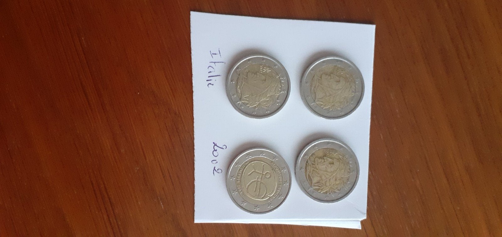 3 pièces italiennes de 2 euros, Timbres & Monnaies, Enlèvement