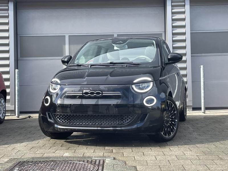 Fiat 500e La Prima 3+1, Auto's, Fiat, Automaat, 87 kW, Zwart, https://public.car-pass.be/vhr/e04f2e42-7567-4bcd-a987-d43372751478