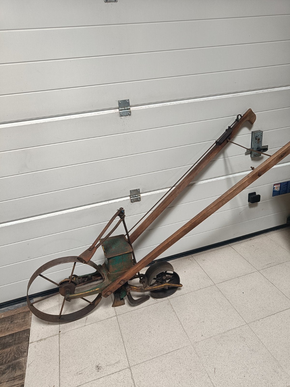 manueel tuin gereedschap, Ophalen