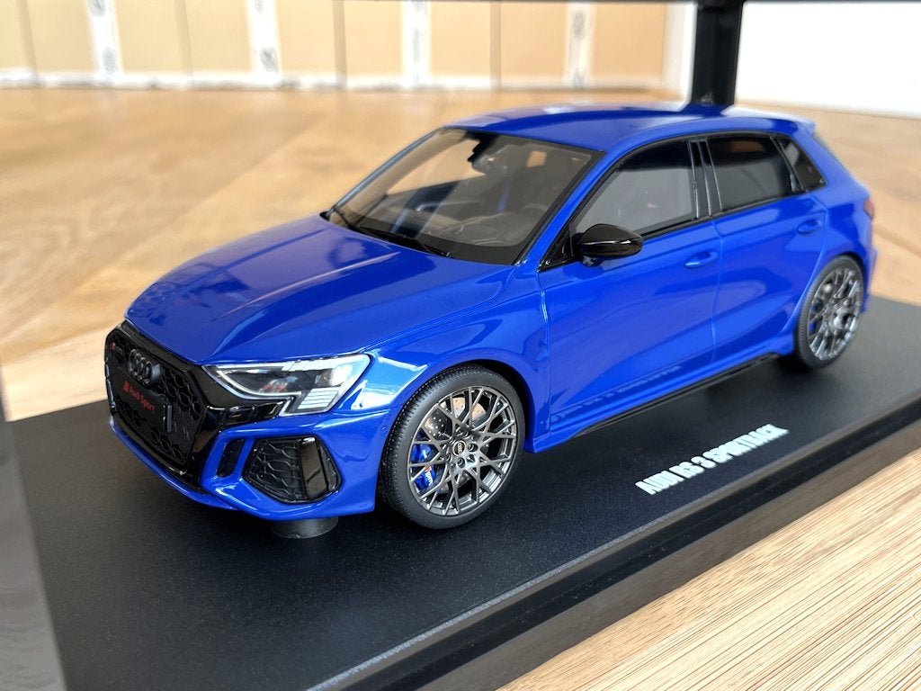 Audi RS3 Sportback '21-'24 Nogaro blauw 1:18 GT Spirit GT884, Hobby & Loisirs créatifs, Voitures miniatures | 1:18, Enlèvement ou Envoi