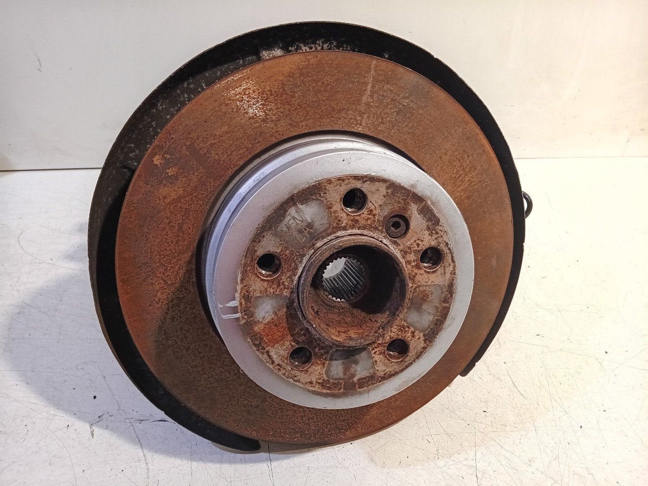 Wielnaaf links achter BMW X5, Onderdelen@venauto.nl, Van der Ven Autorecycling B.V., Gebruikt, Ettenseweg 76, 4706 PB Roosendaal, The Netherlands