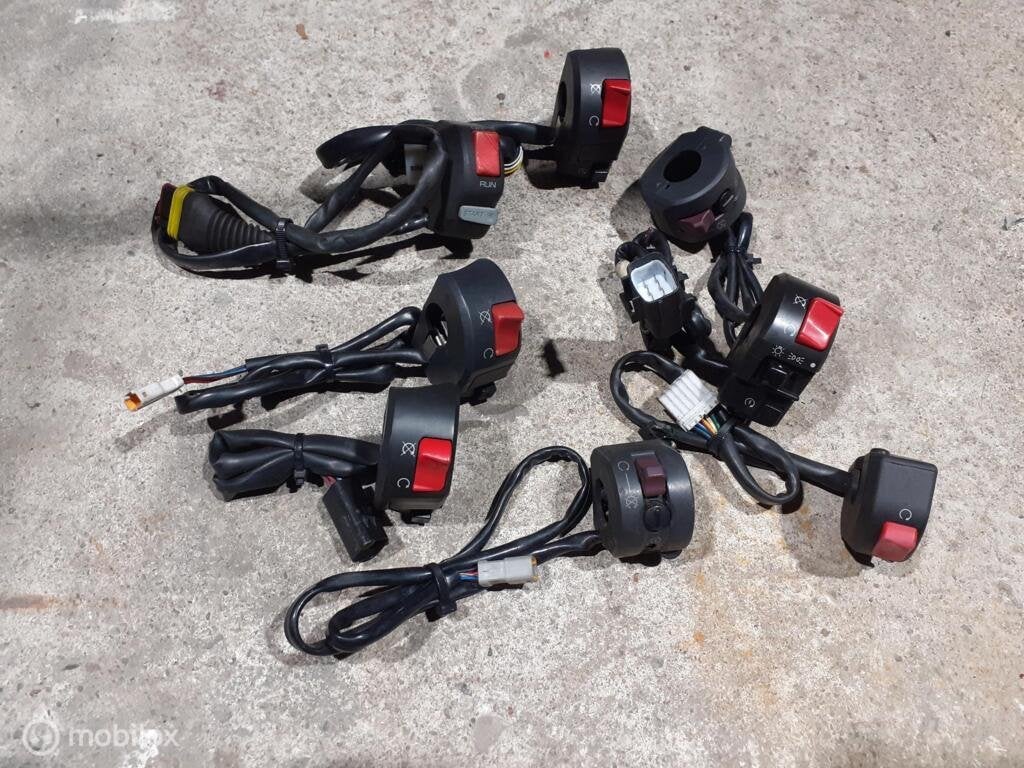 Schakelaar startschakelaar kill switch Multistrada 999 enz, Motoren, Gebruikt, Factorystore.service@ducati.com, Ophalen of Verzenden