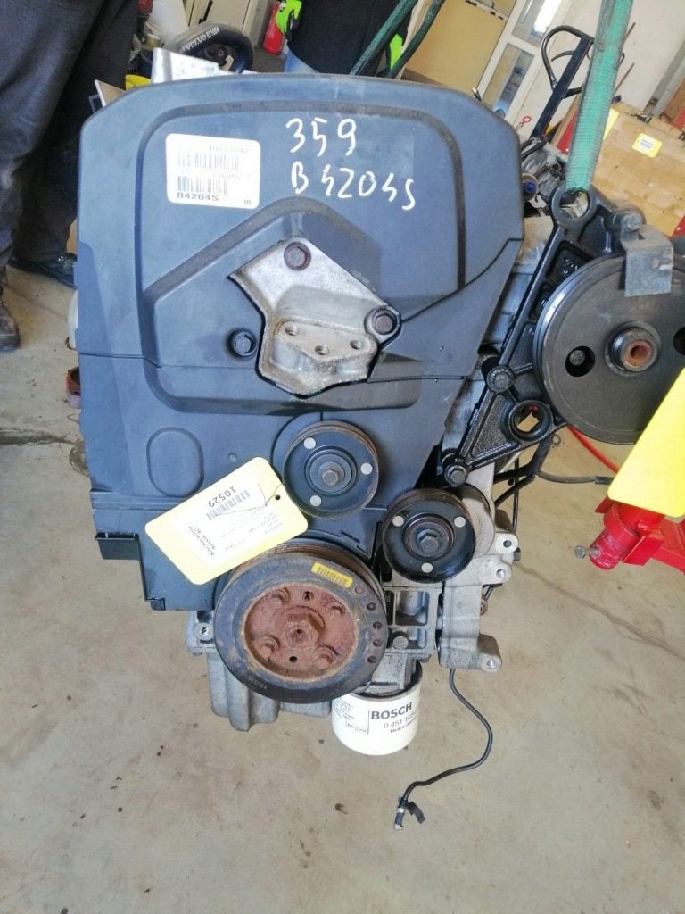 Moteur B4204S Nu VOLVO V40, Autos : Pièces & Accessoires, Envoi, Utilisé, Skoda