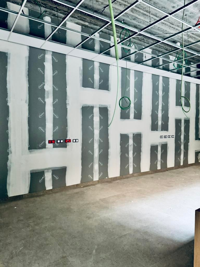 Plaatser Interieurs Gezocht, Nieuwbouw of Opbouw