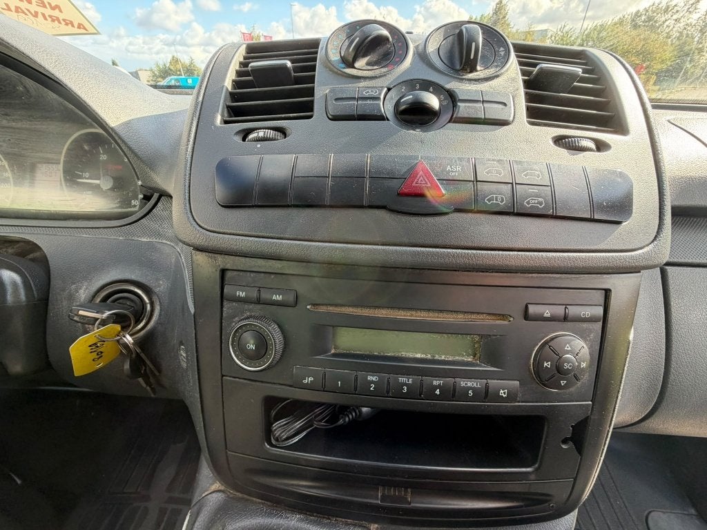 Mercedes Vito ( Stock ID 80169) — 18