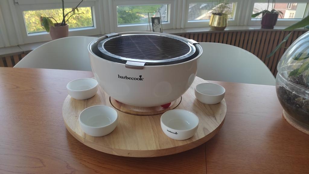 Barbecue de table Barbecook Joya blanc+ plateau tournant, Tuin en Terras, Houtskoolbarbecues, Ophalen