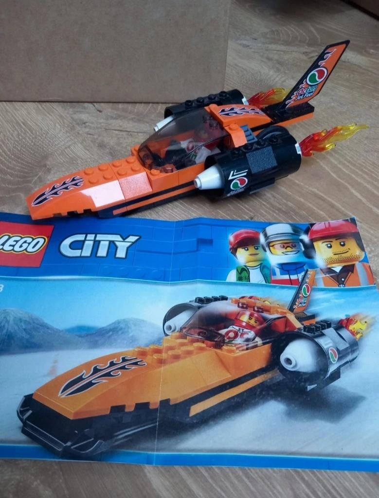Lego City La voiture de compétition 60178, Enlèvement ou Envoi, Comme neuf, Briques en vrac, Lego