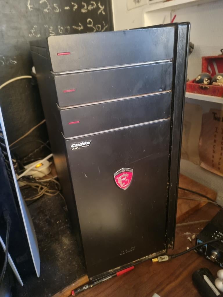 MSI Codex 3 7RB-030EU - Gaming Desktop, Computers en Software, Computerbehuizingen, Ophalen