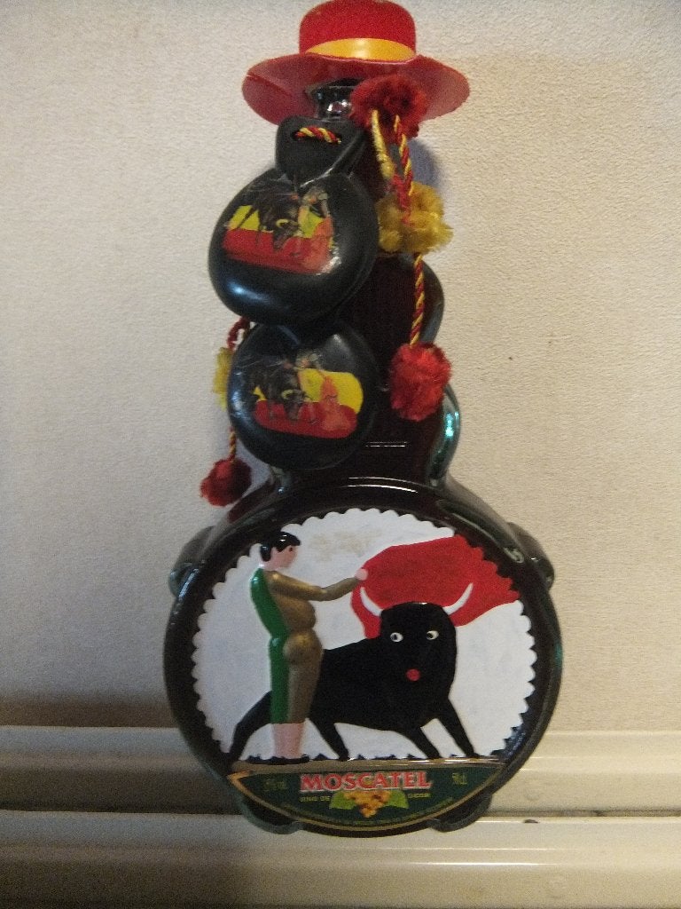 fles + castagnetten, Spanje, Nieuw, Ophalen of Verzenden, Rode wijn