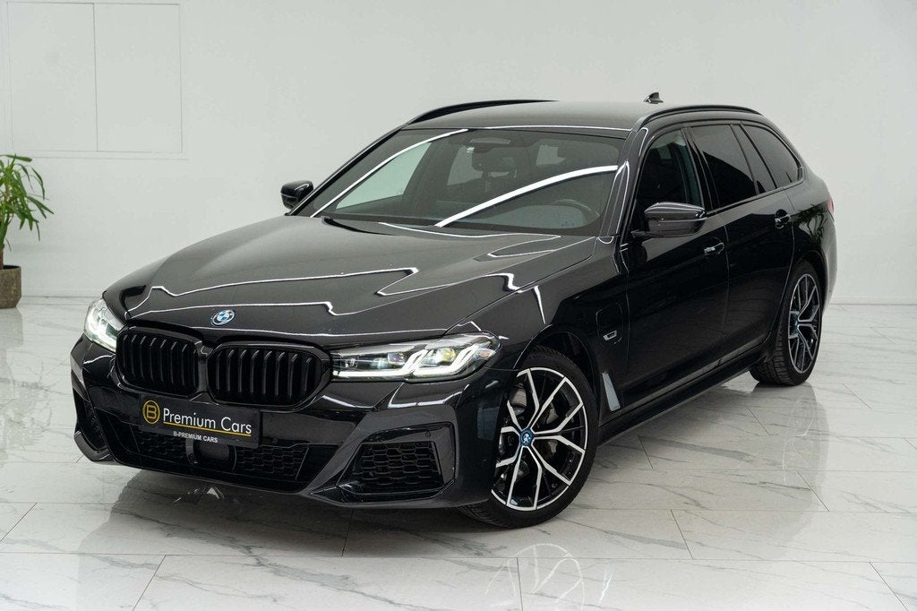 BMW 530 e xDrive touring M-pack! Full, Sfeer, ACC, Trekhaak!, Auto's, Automaat, 215 kW, 4 cilinders, Overige brandstoffen
