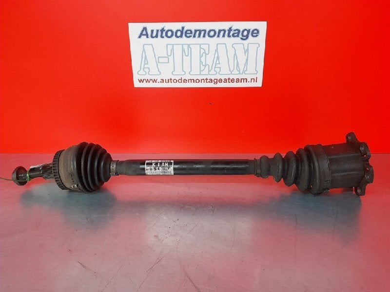 CARDAN AVANT GAUCHE (TRANSMISSION) A4 Avant Quattro (B6), Auto-Union-Straße  1,
85057  Ingolstadt, DE, Info@audi.de, Audi, Utilisé