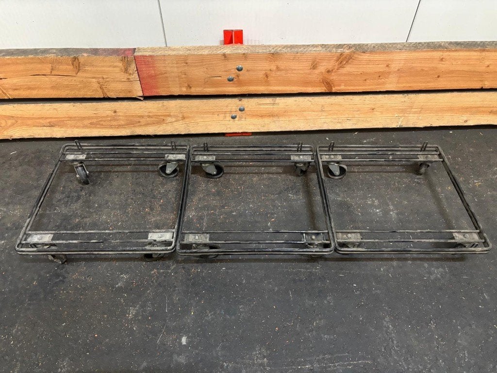 Rolplateau 3 stuks - 4 zwenkwielen 480x480x110mm, Ophalen, Gebruikt