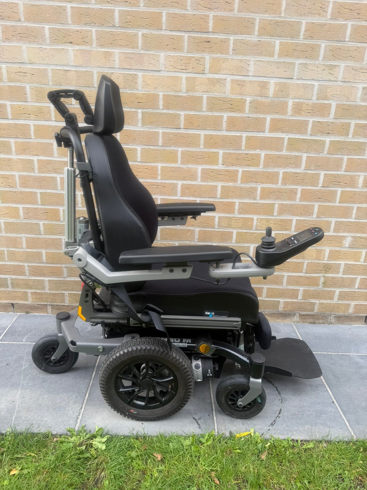 fauteuil roulant électrique avec de nombreuses possibilités, Divers, Enlèvement ou Envoi, Comme neuf, Fauteuil roulant électrique