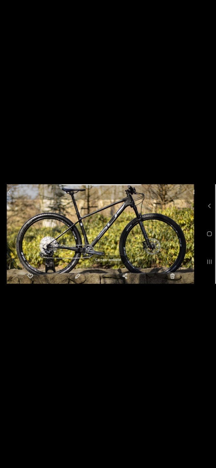 Te koop : Zwarte MTB Superior carbon, Fietsen en Brommers, Ophalen