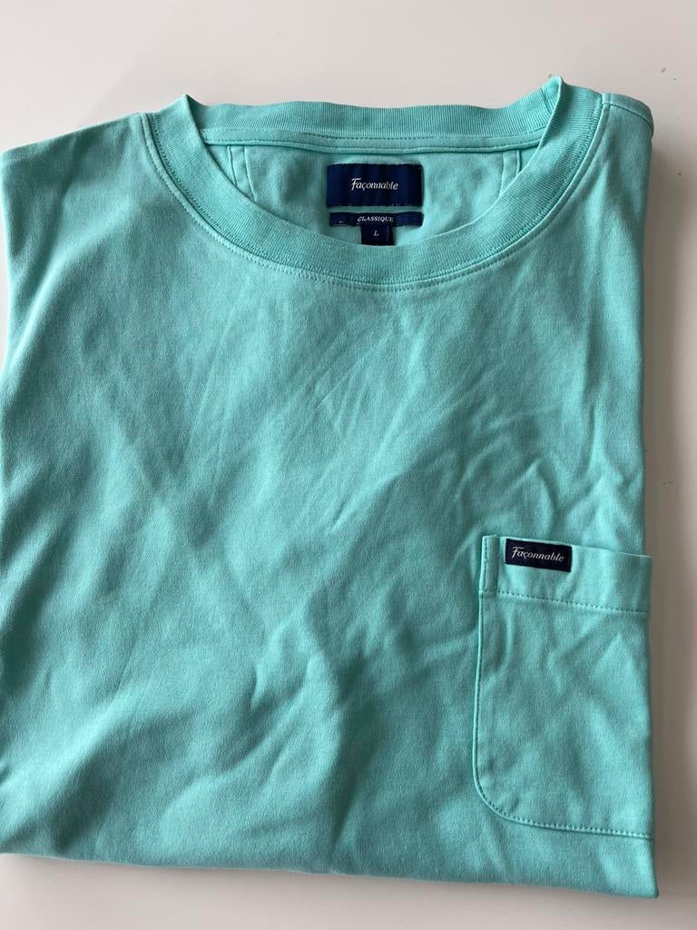 Tee-shirt à capuche. Taille L, Envoi, Comme neuf, Taille 52/54 (L)
