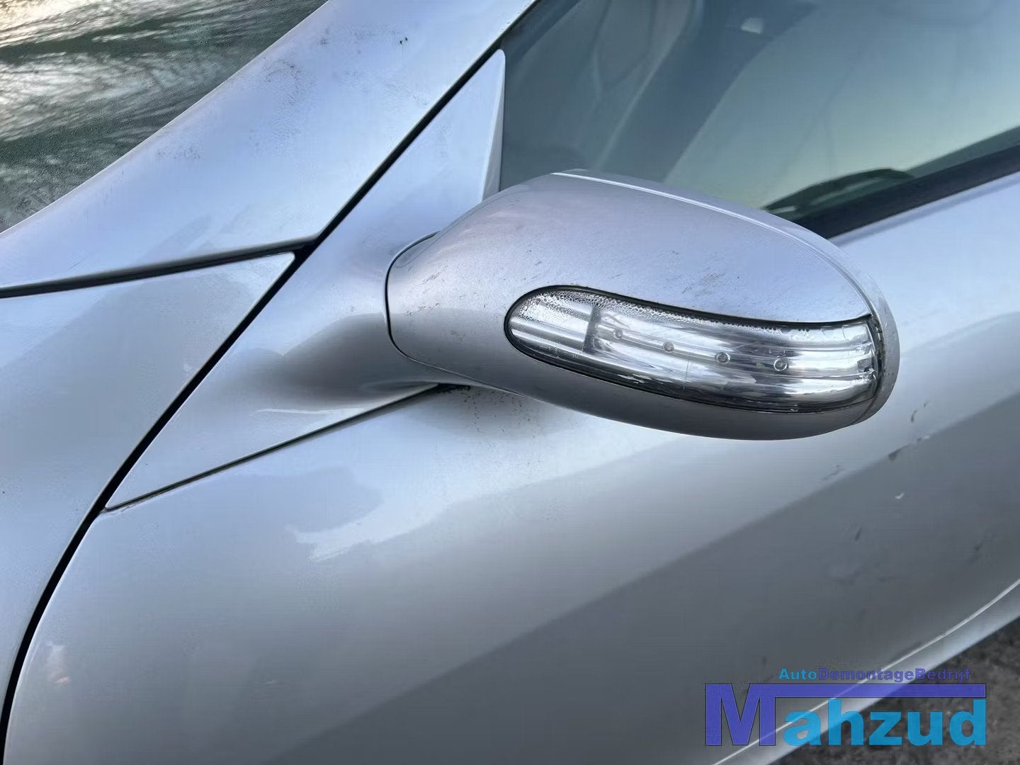 MERCEDES SLK R171 Zilver C775 links spiegel 2005-2011, Gebruikt, Mercedes-Benz AG, Mercedes-Benz, Mercedesstrasse 120
70372  Stuttgart, DE