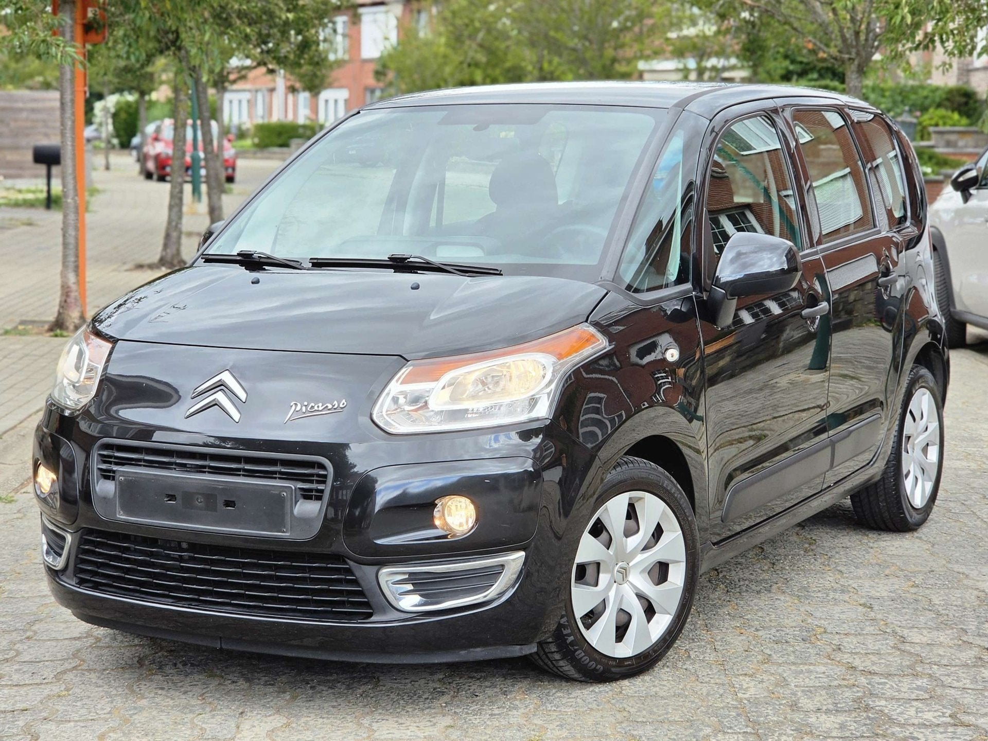 Citroen C3 Picasso 1.4i VOLLEDIGE ONDERHOUDSBOEKJE GEKEURD V, Auto's, Citroën, Euro 5, Stof, Gebruikt, Zwart