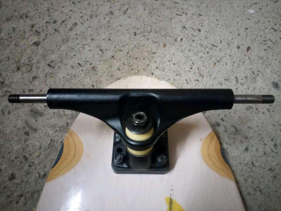 155mm Bear TKP Skateboard Longboard Trucks Pair, Enlèvement ou Envoi, Utilisé, Skateboard, Longboard